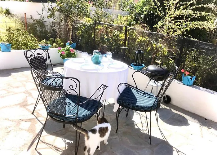 Nyaraló Agrampeli *