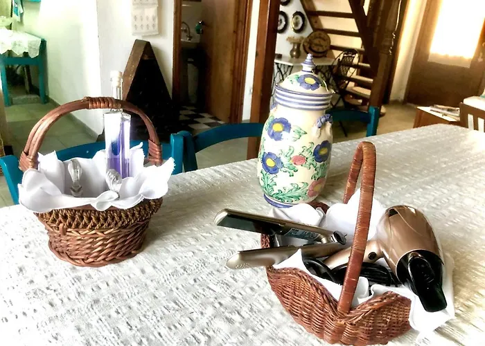 Agrampeli Nyaraló *